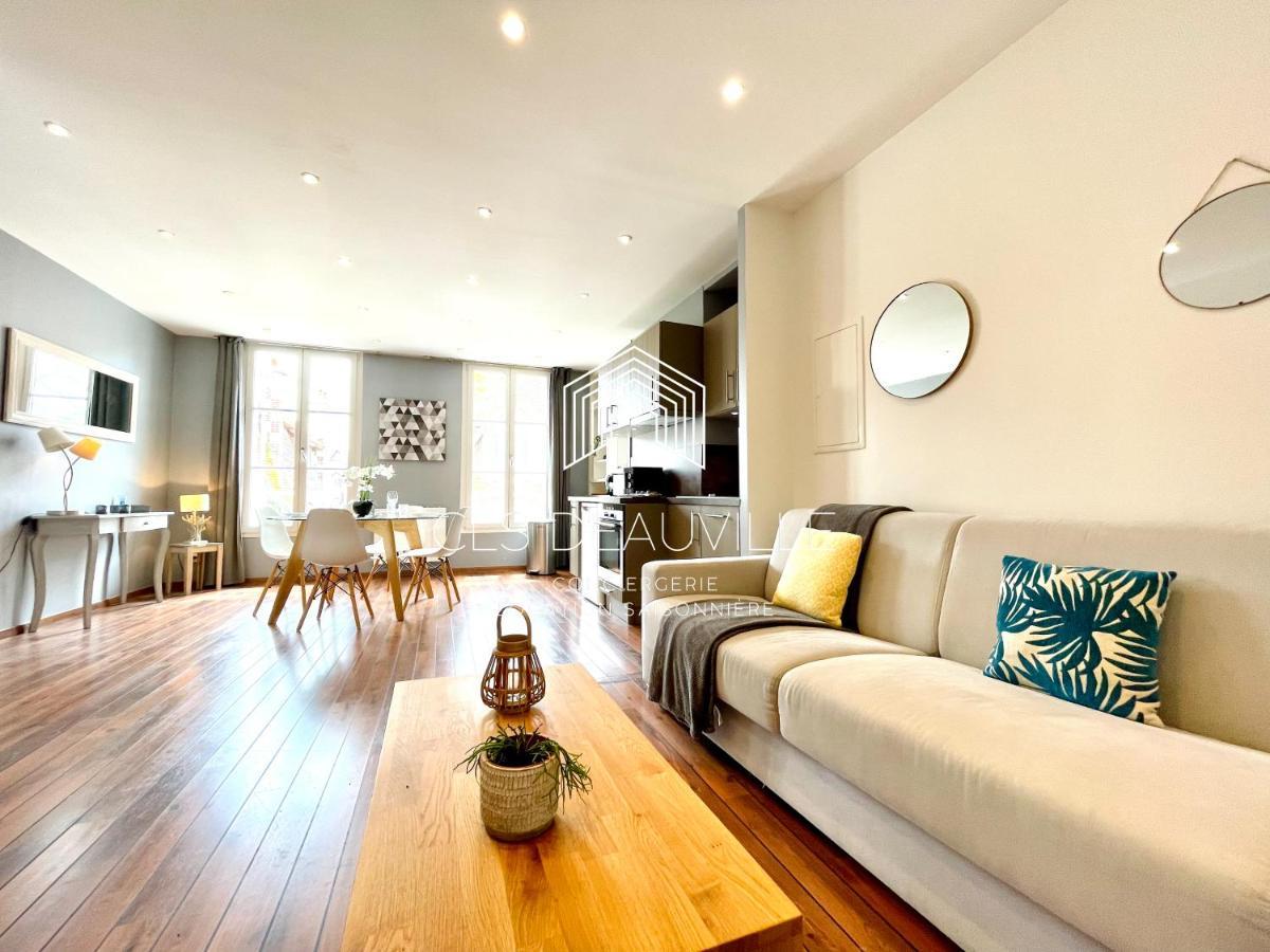 Appartement Coeur De Довиль Экстерьер фото