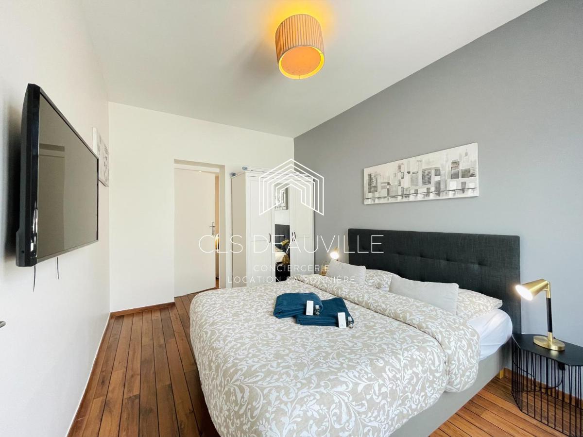 Appartement Coeur De Довиль Экстерьер фото